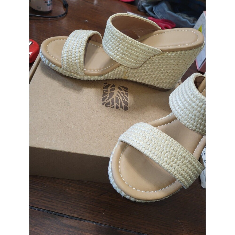 New in Box Mikarka Woven Raffia Espadrille Wedge Sandals - Size 8 - Picture 3 of 5